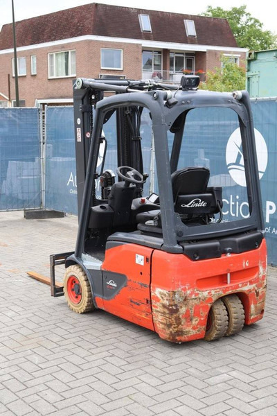 Linde E14-02 - 전기 지게차 : 사진 4 Linde E14-02 - 전기 지게차 : 사진 4