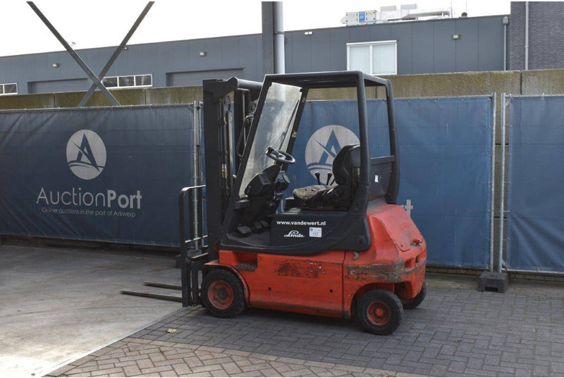 Linde E16P - 전기 지게차 : 사진 3 Linde E16P - 전기 지게차 : 사진 3