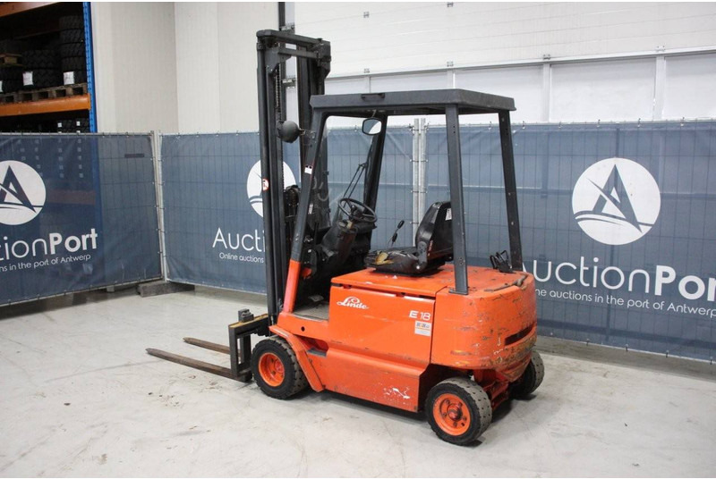 Linde E18P - 전기 지게차 : 사진 3 Linde E18P - 전기 지게차 : 사진 3