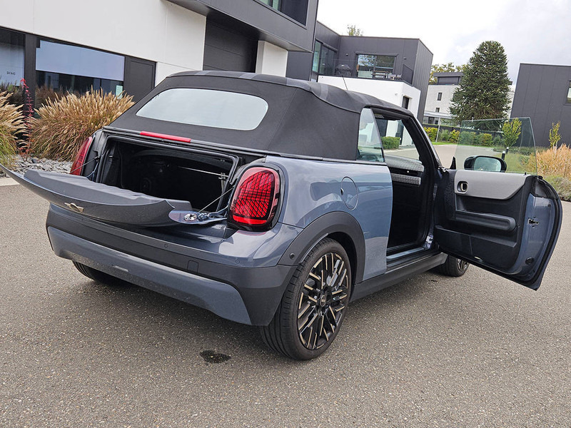 MINI Mini Convertible (F67) _ Cooper S - 차량 : 사진 4 MINI Mini Convertible (F67) _ Cooper S - 차량 : 사진 4
