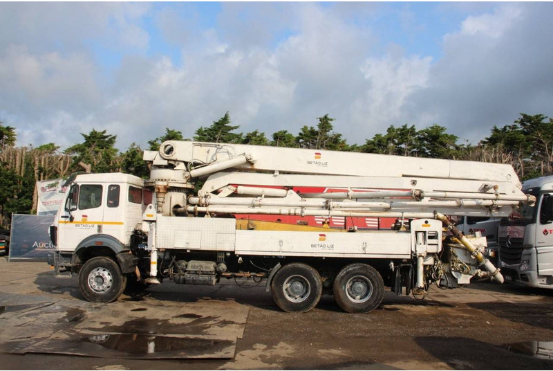 Mercedes-Benz 2631 - 크레인 트럭 : 사진 2 Mercedes-Benz 2631 - 크레인 트럭 : 사진 2