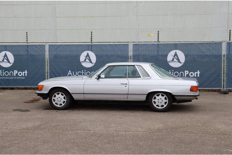 Mercedes-Benz 300-serie 380 SLC - 세단 : 사진 3 Mercedes-Benz 300-serie 380 SLC - 세단 : 사진 3