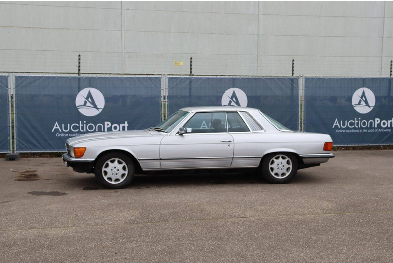 Mercedes-Benz 300-serie 380 SLC - 세단 : 사진 1 Mercedes-Benz 300-serie 380 SLC - 세단 : 사진 1