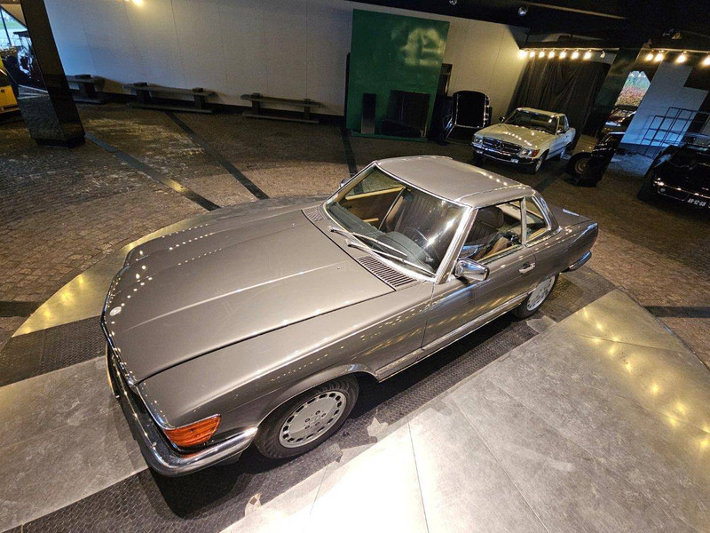 Mercedes-Benz 500-serie 560 SL - 차량 : 사진 4 Mercedes-Benz 500-serie 560 SL - 차량 : 사진 4