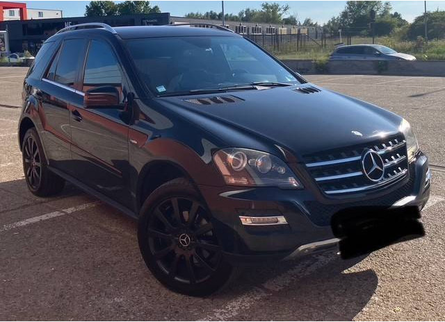 Mercedes-Benz M-Klasse ML 350 CDI BLUETEС - 세단 : 사진 4 Mercedes-Benz M-Klasse ML 350 CDI BLUETEС - 세단 : 사진 4