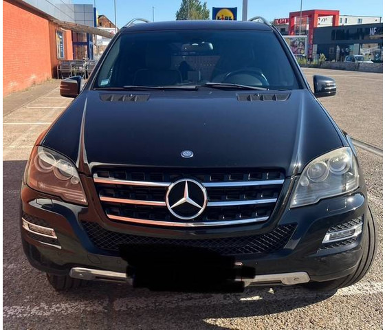 Mercedes-Benz M-Klasse ML 350 CDI BLUETEС - 세단 : 사진 5 Mercedes-Benz M-Klasse ML 350 CDI BLUETEС - 세단 : 사진 5