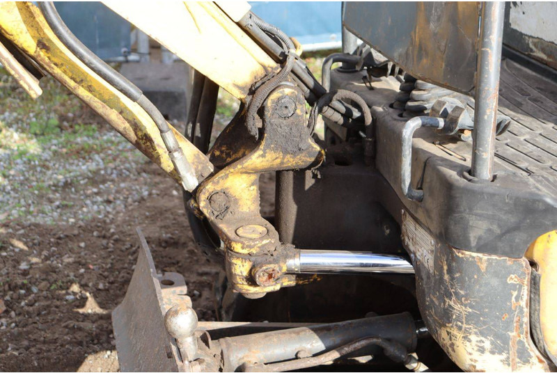 미니 굴삭기 New Holland E10SR : 사진 18 미니 굴삭기 New Holland E10SR : 사진 18