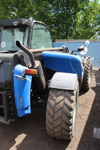 New Holland LM425 - 텔레스코픽 핸들러 : 사진 5 New Holland LM425 - 텔레스코픽 핸들러 : 사진 5