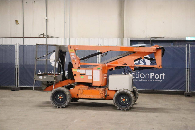 Niftylift HR12DE - 관절 붐 : 사진 3 Niftylift HR12DE - 관절 붐 : 사진 3