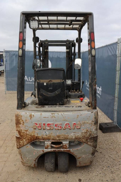 Nissan 1N1L18Q - 전기 지게차 : 사진 4 Nissan 1N1L18Q - 전기 지게차 : 사진 4