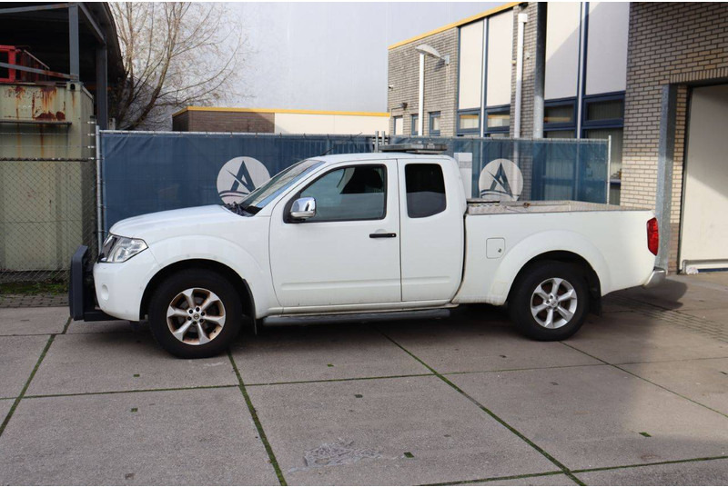 Nissan Navara NISSAN NAVARA - 차량 : 사진 1 Nissan Navara NISSAN NAVARA - 차량 : 사진 1