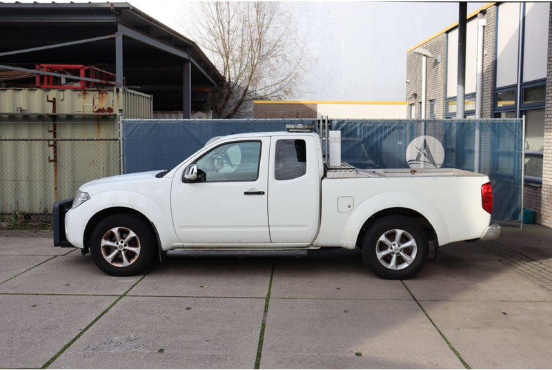 Nissan Navara NISSAN NAVARA - 차량 : 사진 2 Nissan Navara NISSAN NAVARA - 차량 : 사진 2
