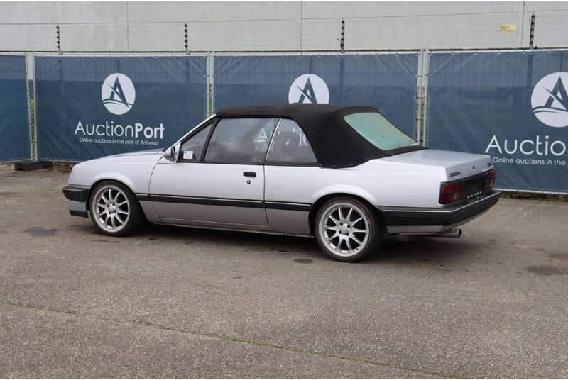 Opel ASCONA-C - 차량 : 사진 4 Opel ASCONA-C - 차량 : 사진 4