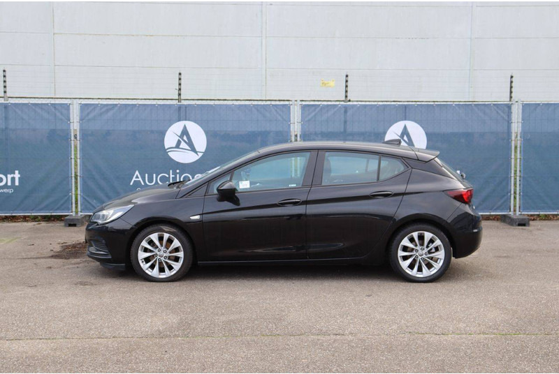 Opel Astra - 세단 : 사진 2 Opel Astra - 세단 : 사진 2