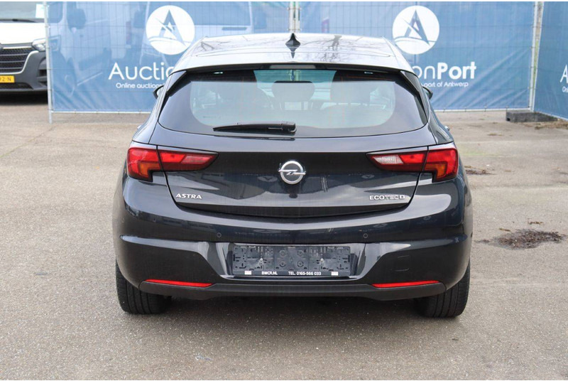 Opel Astra - 세단 : 사진 5 Opel Astra - 세단 : 사진 5