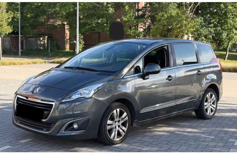 Peugeot 5008 (I - phase 2) 2.0 HDi - 세단 : 사진 1 Peugeot 5008 (I - phase 2) 2.0 HDi - 세단 : 사진 1