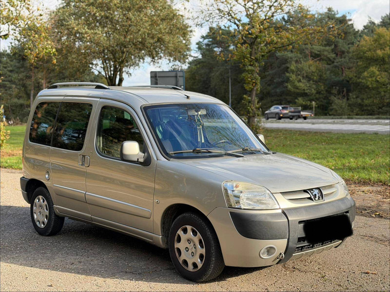 Peugeot Partner 1.6 HDI - 세단 : 사진 3 Peugeot Partner 1.6 HDI - 세단 : 사진 3