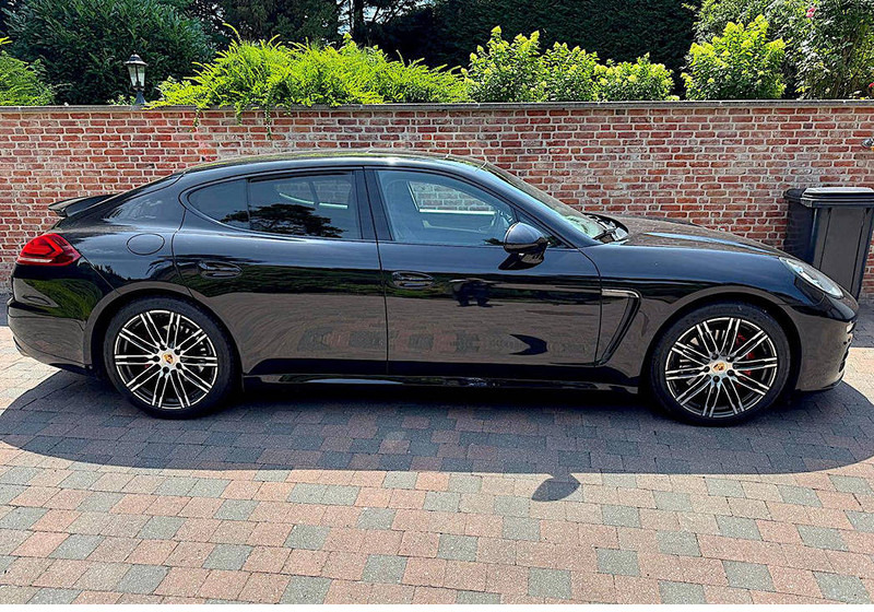 Porsche Panamera 3.0 V6 Diesel - 세단 : 사진 3 Porsche Panamera 3.0 V6 Diesel - 세단 : 사진 3