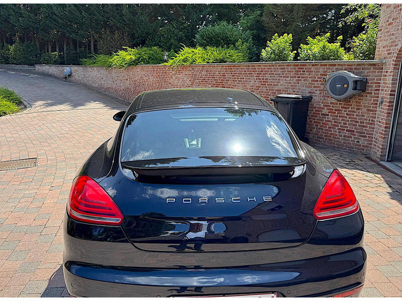 Porsche Panamera 3.0 V6 Diesel - 세단 : 사진 2 Porsche Panamera 3.0 V6 Diesel - 세단 : 사진 2