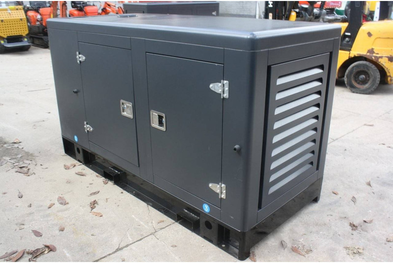 Power Silent AG-30 - 발전기 세트 : 사진 4 Power Silent AG-30 - 발전기 세트 : 사진 4