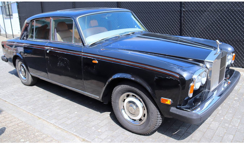 Rolls-Royce Silver Shadow II - 세단 : 사진 4 Rolls-Royce Silver Shadow II - 세단 : 사진 4