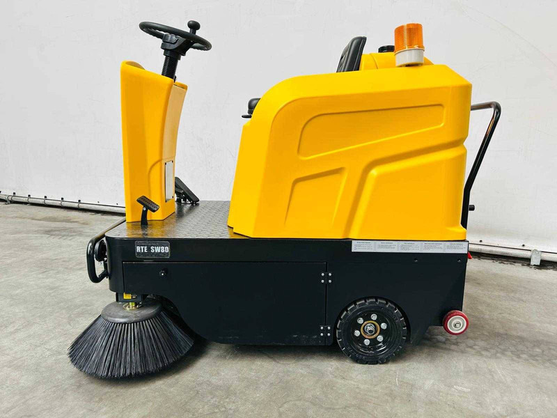 SW80 - 거리 청소 차량 : 사진 3 SW80 - 거리 청소 차량 : 사진 3