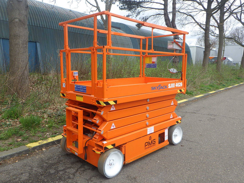 Skyjack SJ4626 - 시저 리프트 : 사진 2 Skyjack SJ4626 - 시저 리프트 : 사진 2