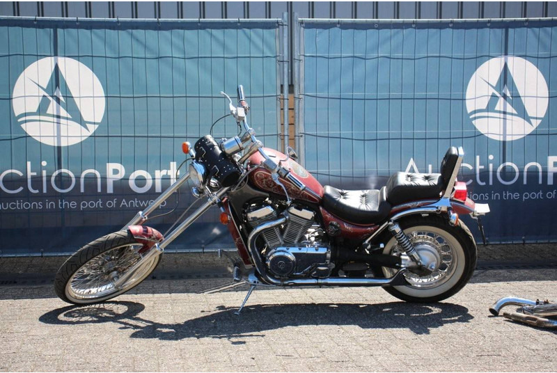 Suzuki Intruder 750 - 오토바이 : 사진 1 Suzuki Intruder 750 - 오토바이 : 사진 1
