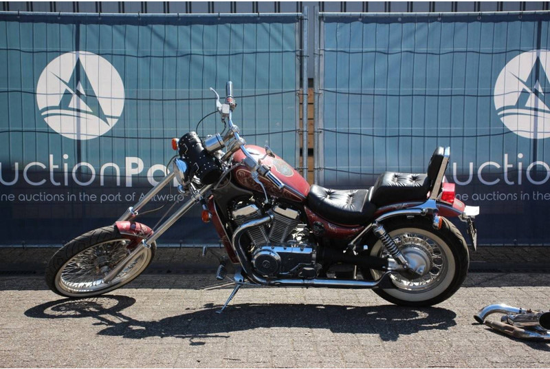 Suzuki Intruder 750 - 오토바이 : 사진 2 Suzuki Intruder 750 - 오토바이 : 사진 2