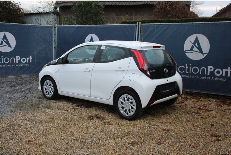 Toyota Aygo - 세단 : 사진 3 Toyota Aygo - 세단 : 사진 3