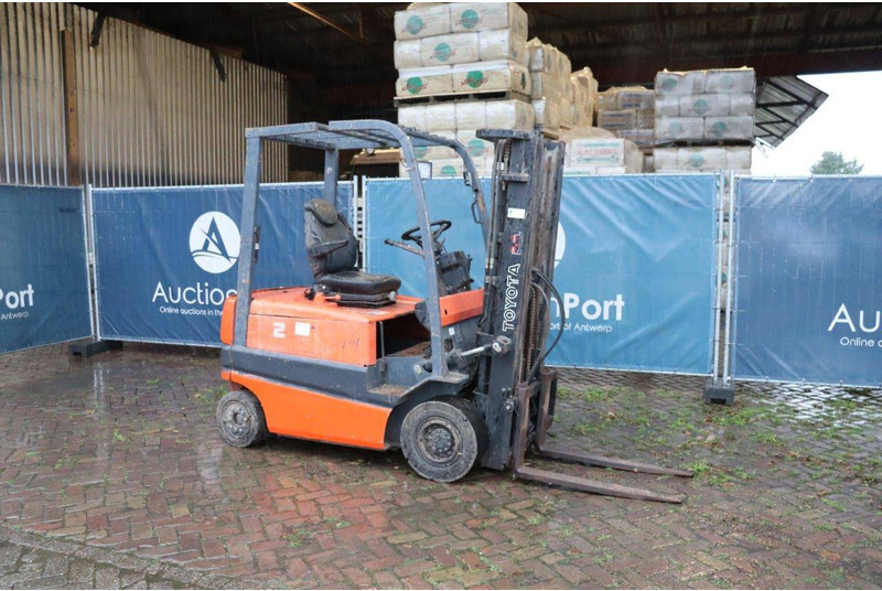 Toyota FBMF25 - 전기 지게차 : 사진 3 Toyota FBMF25 - 전기 지게차 : 사진 3