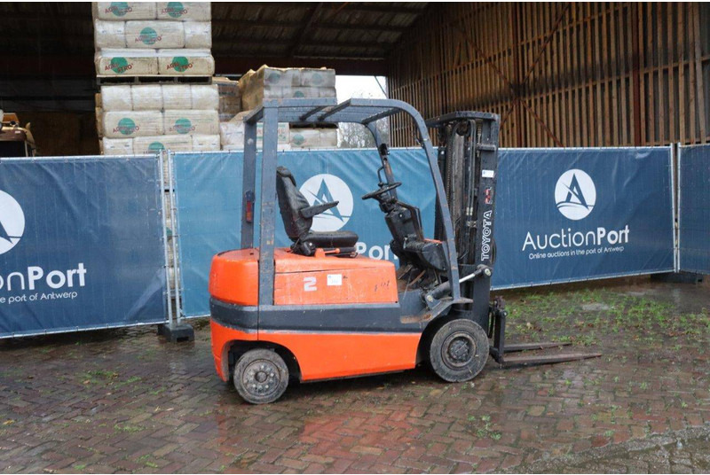 Toyota FBMF25 - 전기 지게차 : 사진 1 Toyota FBMF25 - 전기 지게차 : 사진 1