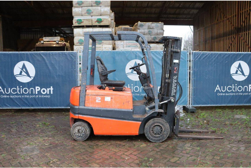 Toyota FBMF25 - 전기 지게차 : 사진 2 Toyota FBMF25 - 전기 지게차 : 사진 2