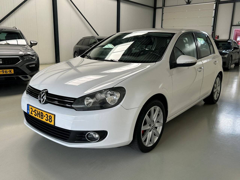 Volkswagen GOLF 1.6 TDI HIGHLINE - 세단 : 사진 1 Volkswagen GOLF 1.6 TDI HIGHLINE - 세단 : 사진 1