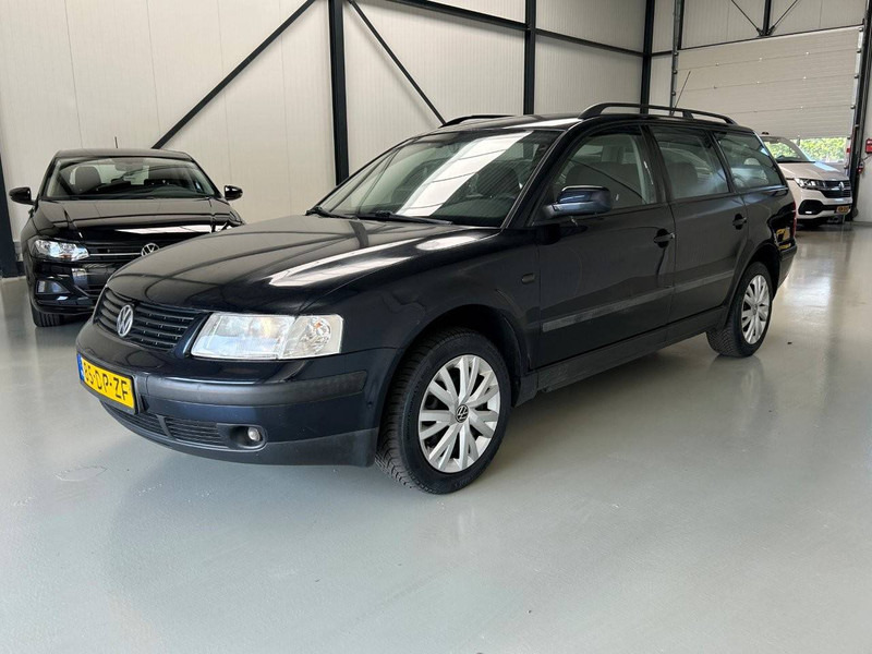 Volkswagen Passat 1.8 Comfort - 세단 : 사진 1 Volkswagen Passat 1.8 Comfort - 세단 : 사진 1