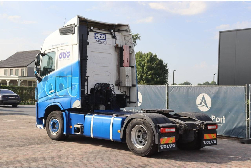 Volvo FH - 캡 새시 트럭 : 사진 4 Volvo FH - 캡 새시 트럭 : 사진 4