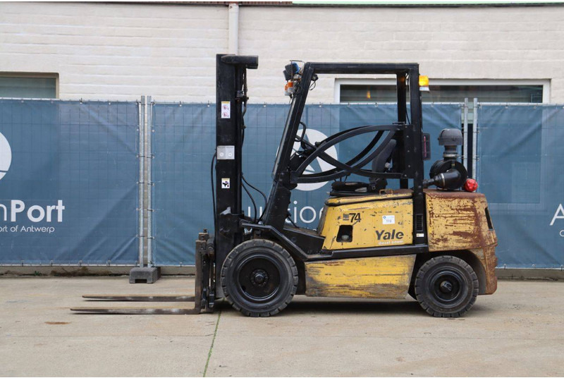 Yale GDP30TF - LPG 지게차 : 사진 2 Yale GDP30TF - LPG 지게차 : 사진 2
