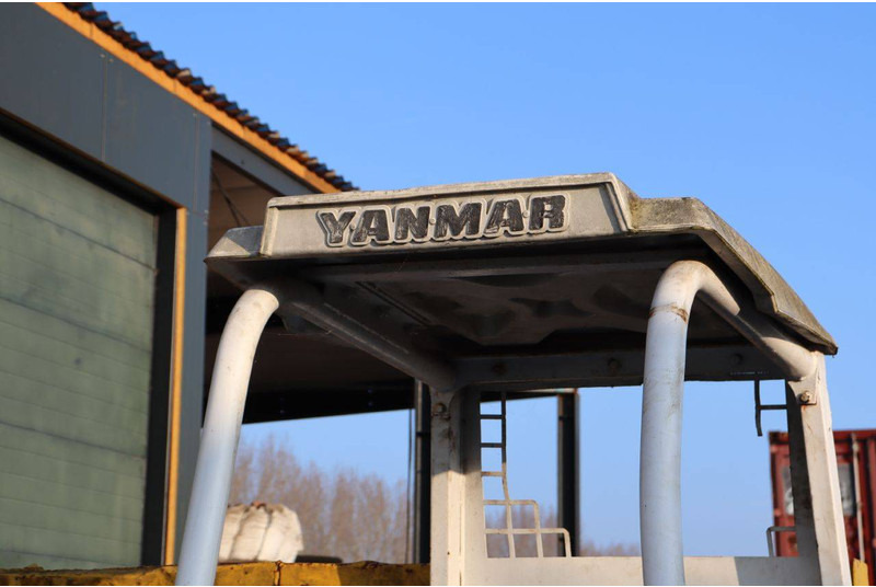 덤프 Yanmar C60R : 사진 13