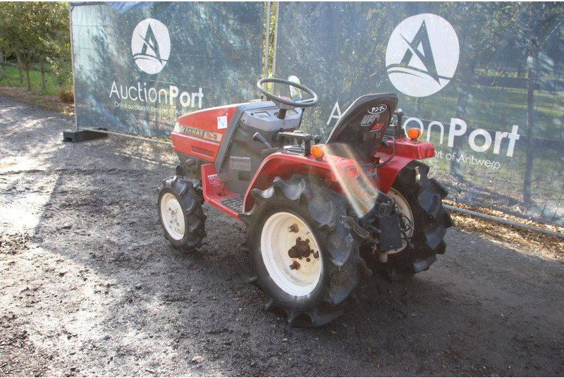 Yanmar KE-3 - 장궤형 트랙터 : 사진 3 Yanmar KE-3 - 장궤형 트랙터 : 사진 3