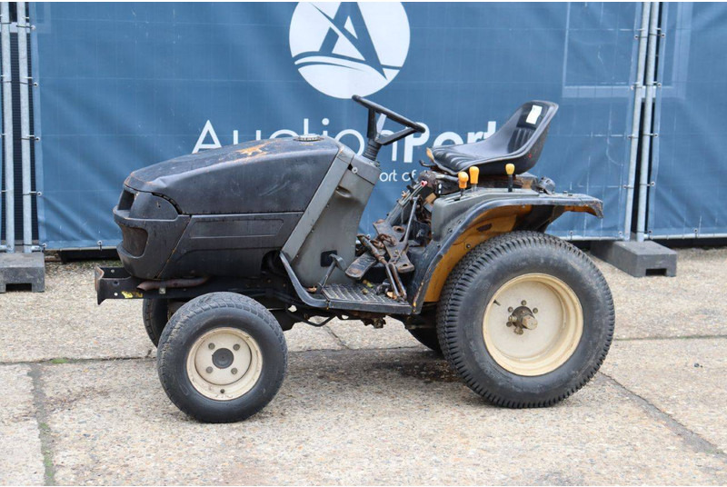 Yanmar Ke-100 - 장궤형 트랙터 : 사진 1 Yanmar Ke-100 - 장궤형 트랙터 : 사진 1