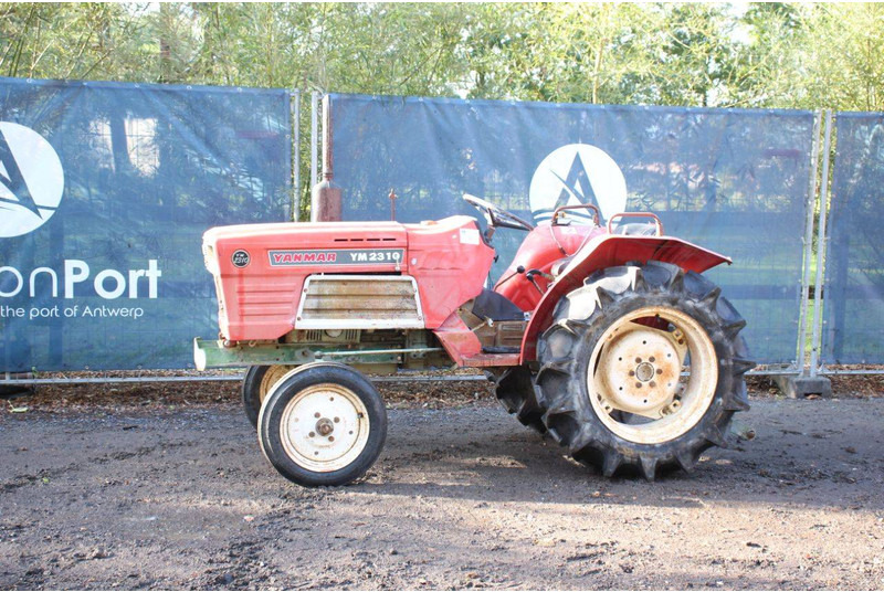 Yanmar YM2310 - 장궤형 트랙터 : 사진 1 Yanmar YM2310 - 장궤형 트랙터 : 사진 1