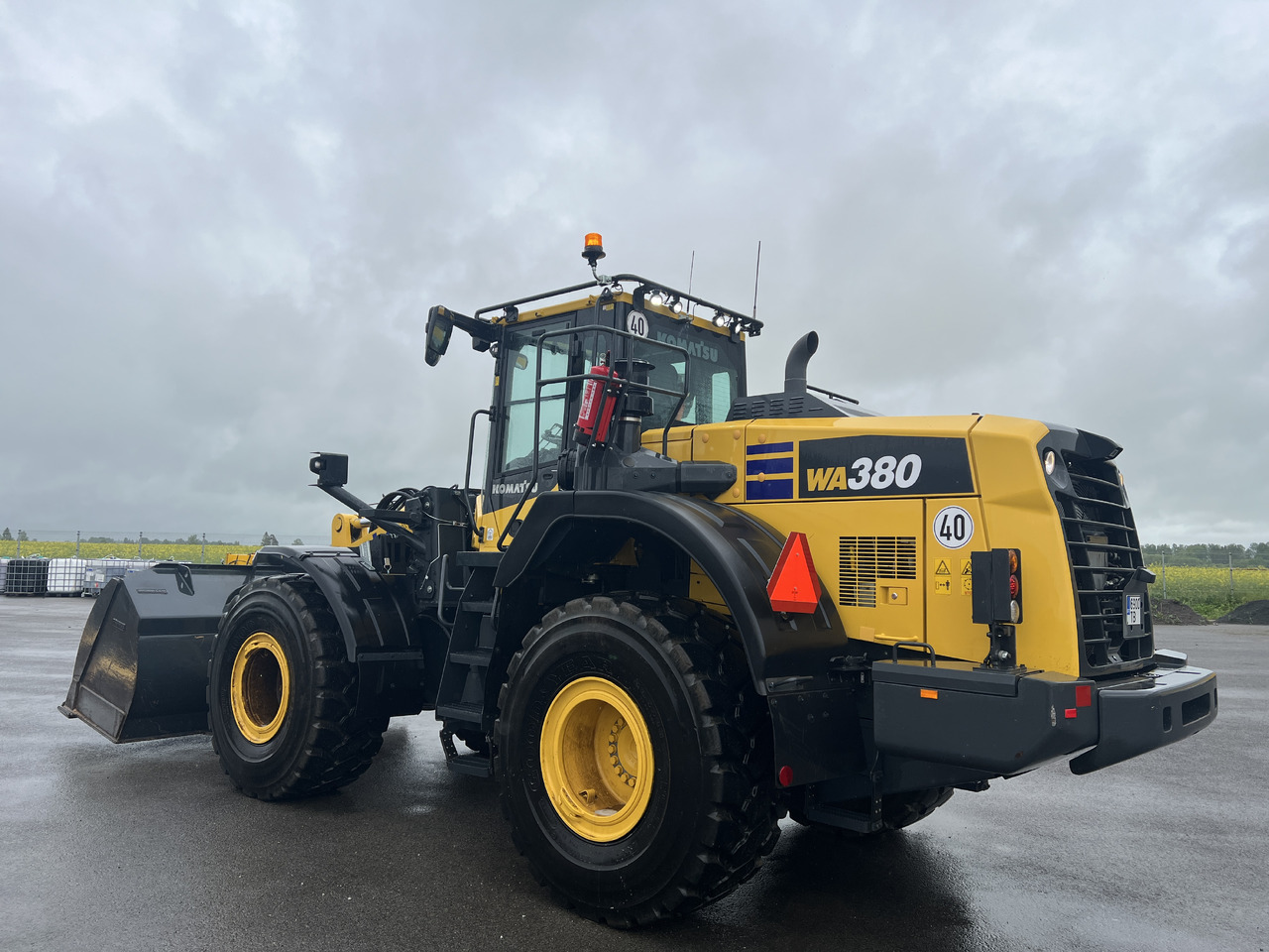 KOMATSU WA 380-8E0 - 휠 로더 : 사진 3 KOMATSU WA 380-8E0 - 휠 로더 : 사진 3