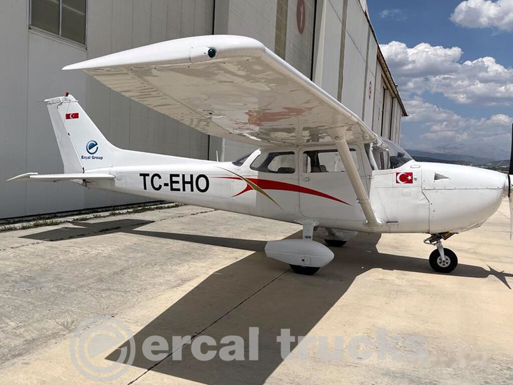 1977 Cessna 172N Diesel TC-EHO Airplane - 지상 지원 장비 : 사진 5 1977 Cessna 172N Diesel TC-EHO Airplane - 지상 지원 장비 : 사진 5