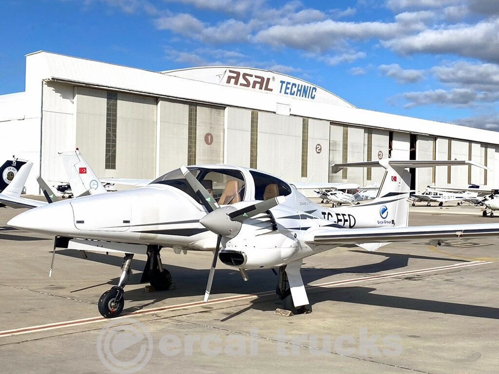2008 Diamond DA42 Twin Star-Airplane - 지상 지원 장비 : 사진 1 2008 Diamond DA42 Twin Star-Airplane - 지상 지원 장비 : 사진 1