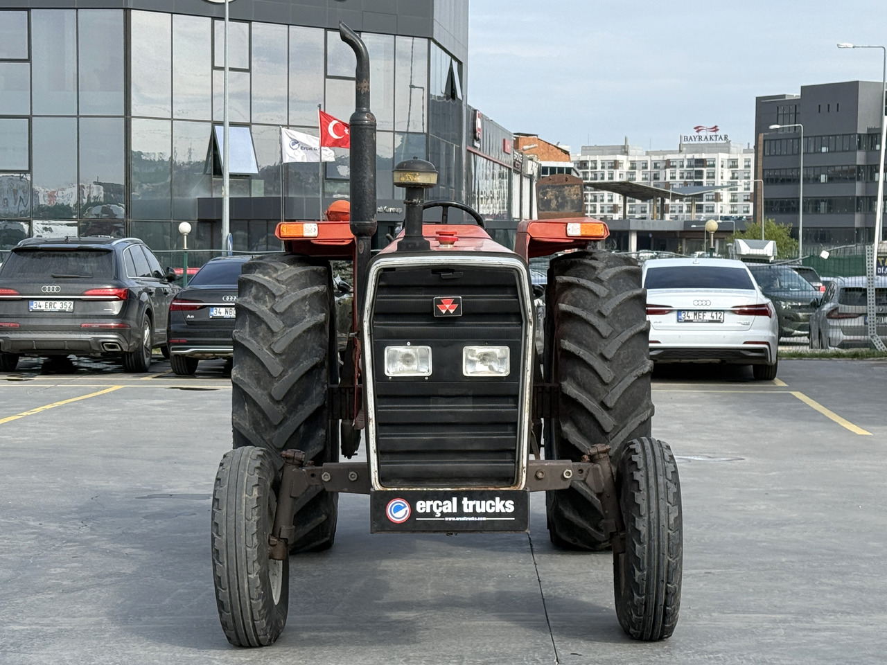 MASSEY FERGUSON 1996 MASSEY FERGUSON 285 S/ TRACTOR - 장궤형 트랙터 : 사진 2 MASSEY FERGUSON 1996 MASSEY FERGUSON 285 S/ TRACTOR - 장궤형 트랙터 : 사진 2