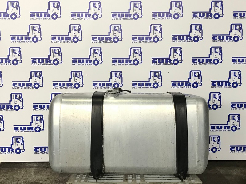 REZERVOR COMBUSTIBIL FORD L=140CM l=70CM H=70CM 170534 - 연료 탱크 트럭 용 : 사진 1 REZERVOR COMBUSTIBIL FORD L=140CM l=70CM H=70CM 170534 - 연료 탱크 트럭 용 : 사진 1