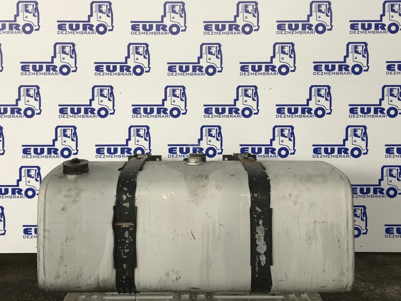 REZERVOR COMBUSTIBIL VOLVO MEGA L=132CM l=68CM H=58CM 22038780 - 연료 탱크 트럭 용 : 사진 1 REZERVOR COMBUSTIBIL VOLVO MEGA L=132CM l=68CM H=58CM 22038780 - 연료 탱크 트럭 용 : 사진 1