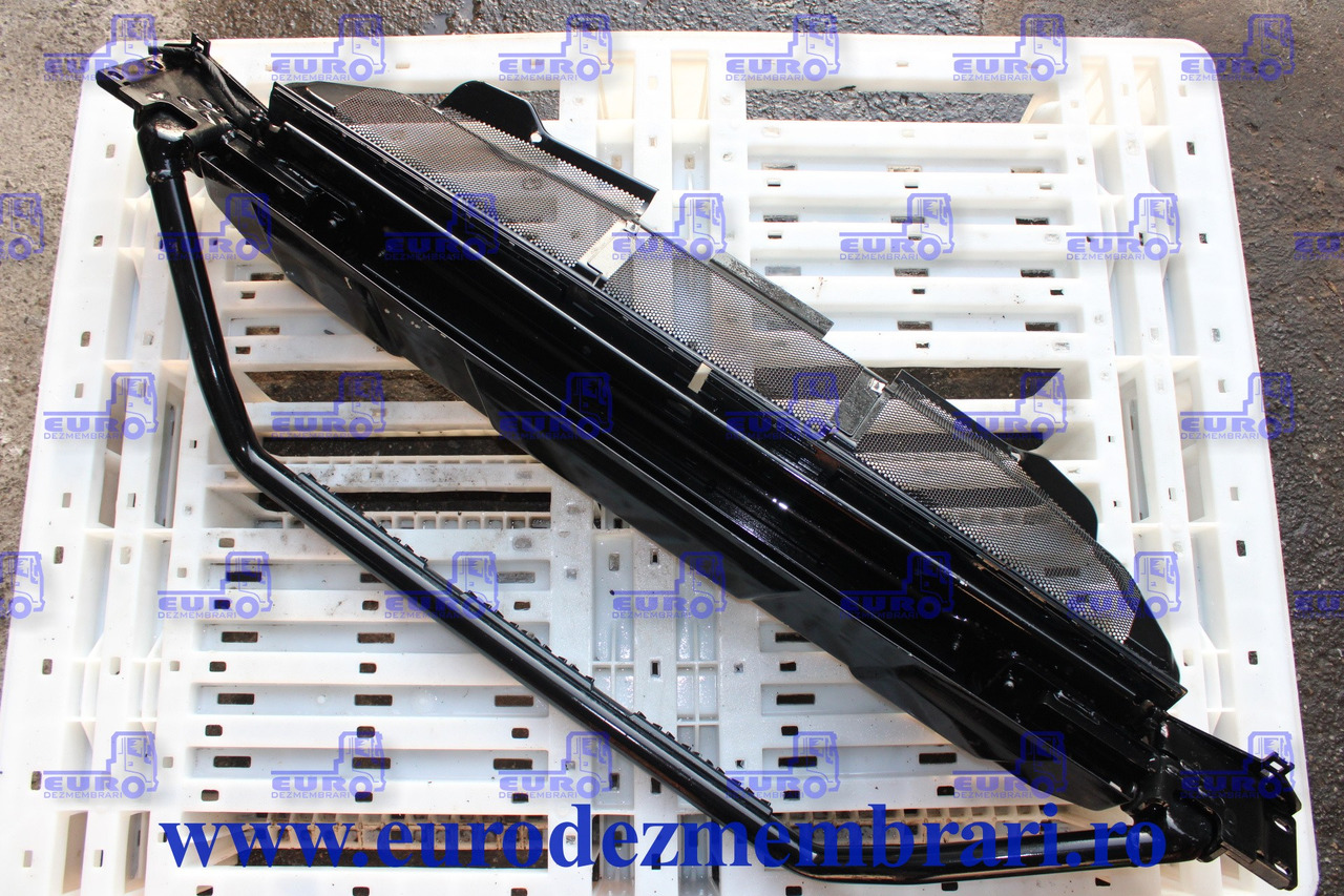 SCARA FRONTALA MAN TGS TG3 81.41610.5807, 81.41610.5788, 81.41614.0361 - 범퍼 트럭 용 : 사진 2 SCARA FRONTALA MAN TGS TG3 81.41610.5807, 81.41610.5788, 81.41614.0361 - 범퍼 트럭 용 : 사진 2