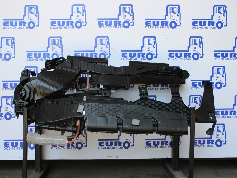 SISTEM CLIMATIZARE MERCEDES ACTROS MP4 A0004460977, A9608312845, A9608302860, A0004460777, A9608300560 - 에어컨 부품 트럭 용 : 사진 2 SISTEM CLIMATIZARE MERCEDES ACTROS MP4 A0004460977, A9608312845, A9608302860, A0004460777, A9608300560 - 에어컨 부품 트럭 용 : 사진 2