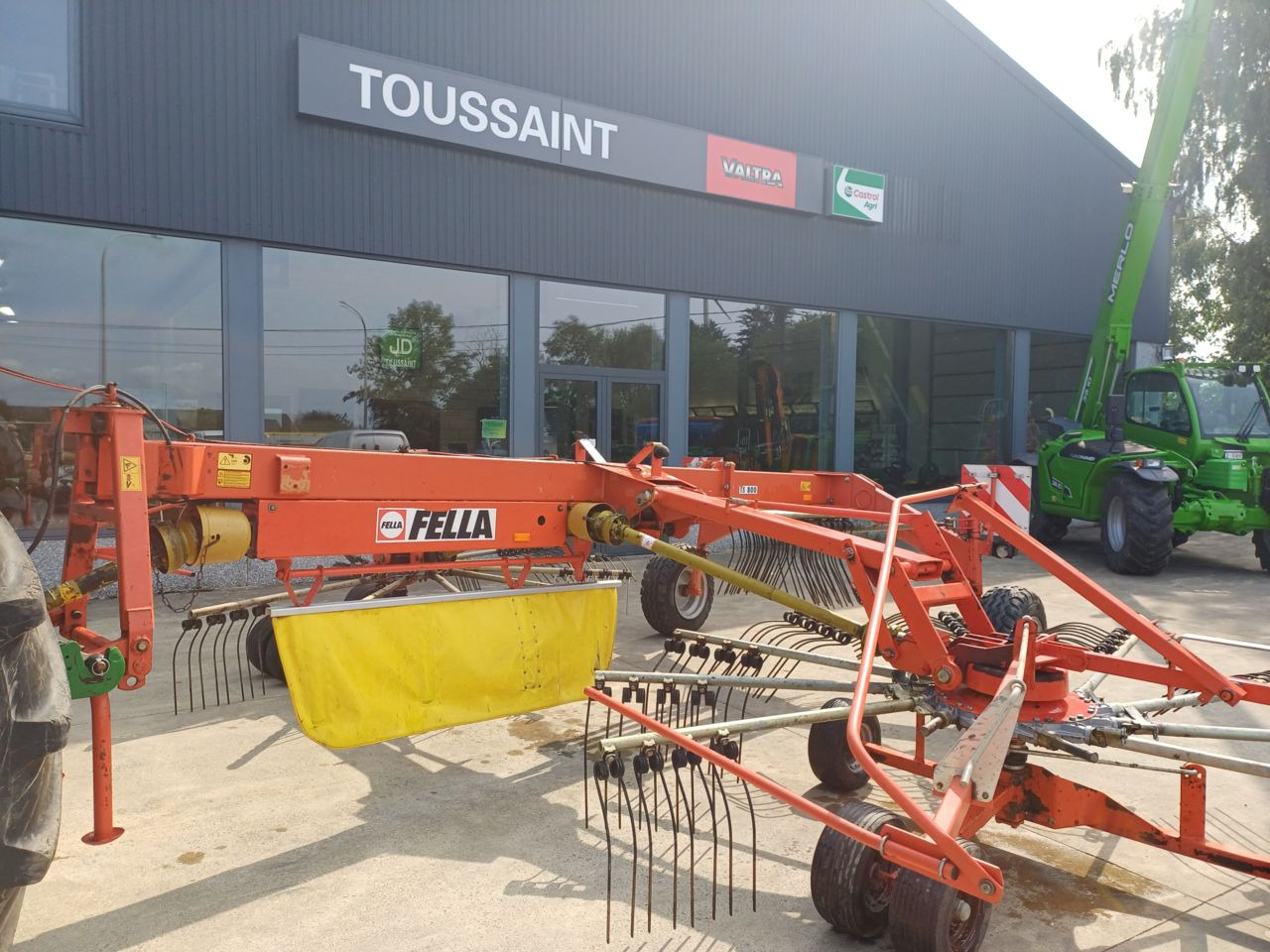 Fella TS800 - 반전기/ 레이크 : 사진 1 Fella TS800 - 반전기/ 레이크 : 사진 1